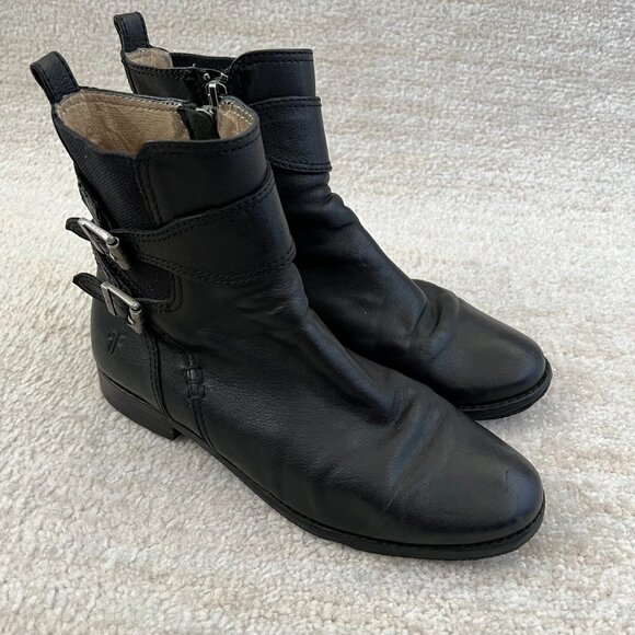 Frye Anna Gore Buckle Black Ankle Boots Booties 8 Zipper Closure - Picture 4 of 9